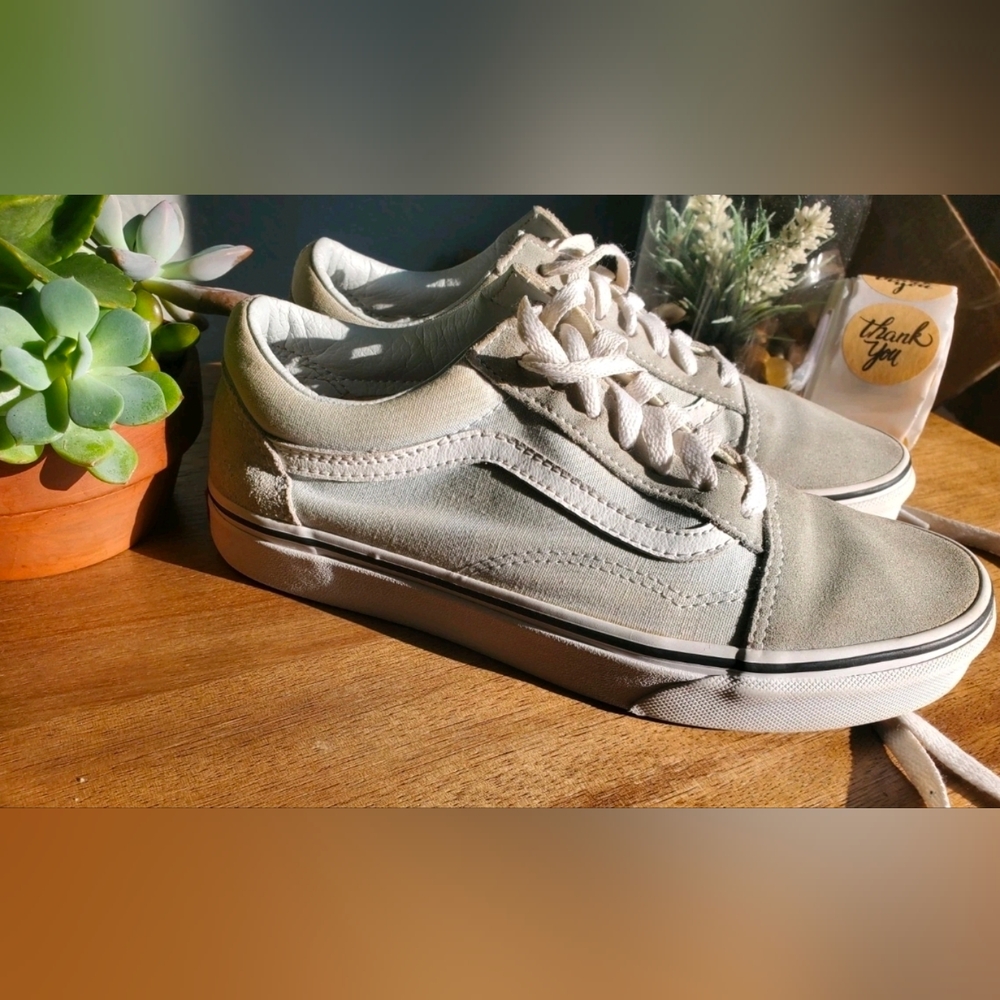 Vans Old School Skate Shoes Mens Size 6 Womens 8.